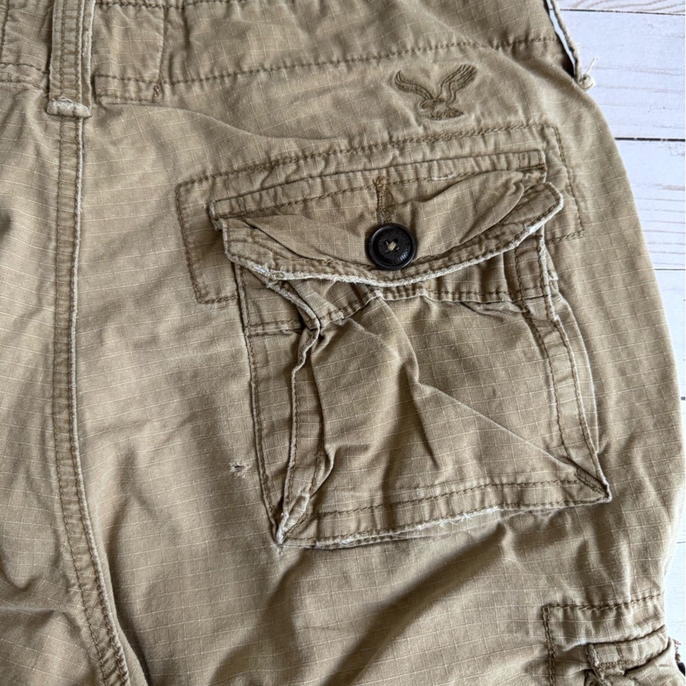 American Eagle cargo shorts - Picture 7 of 11